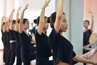 貴陽威寧縣中等職業(yè)學(xué)校2018年春季招生簡章