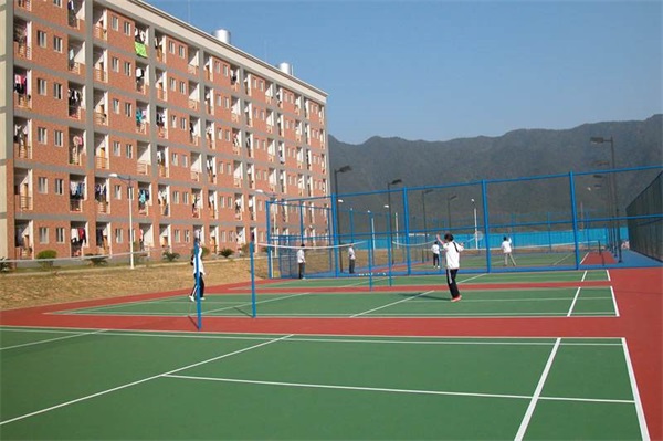黔東南州凱里市凱旋工業(yè)學(xué)校學(xué)校簡介