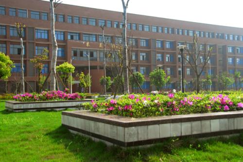 重慶應用技術(shù)職業(yè)學院五年一貫制2019年招生計劃