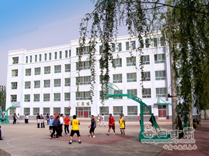 金塔縣職業(yè)中專學(xué)校（金塔汽車維修中等專業(yè)學(xué)校）圖片