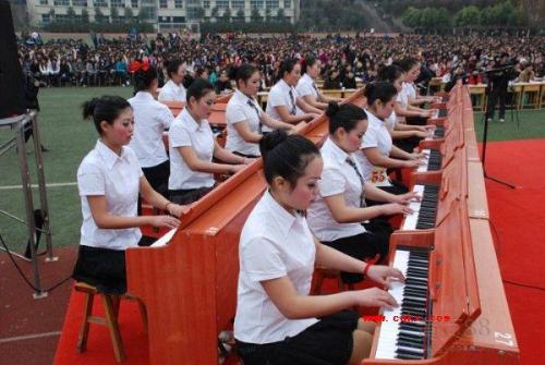 女生就讀幼師專業(yè)，幼師證難考嗎?