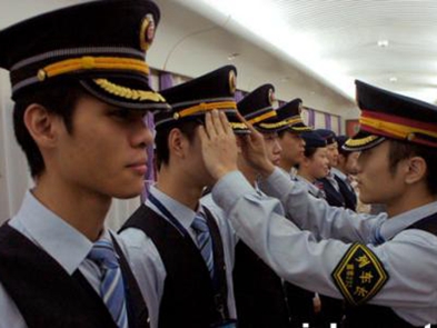 貴陽高鐵專業(yè)學(xué)校如何保障就業(yè)的。