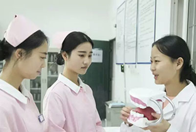 新手護士如何更好的勝任工作崗位_貴陽衛(wèi)生學校解讀