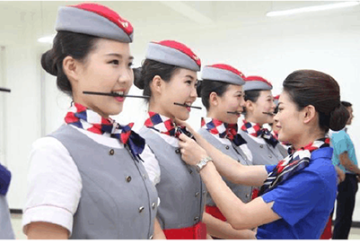 對(duì)于航空學(xué)校我們應(yīng)該如何選擇