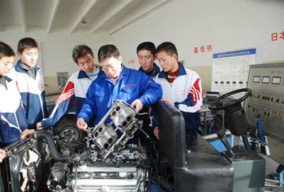 貴陽汽修學(xué)校的汽車運(yùn)用與維修專業(yè)怎么樣