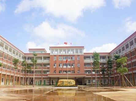 2019年成都市工業(yè)職業(yè)技術(shù)學(xué)校招生簡(jiǎn)章_成都市工業(yè)職業(yè)技術(shù)學(xué)校行不行?