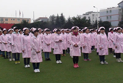 重慶衛(wèi)生學(xué)校的招生門檻高不高