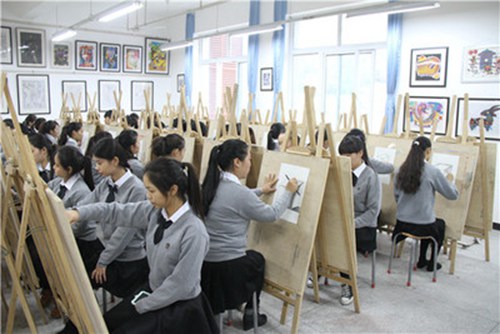 貴陽電子職業(yè)學(xué)校