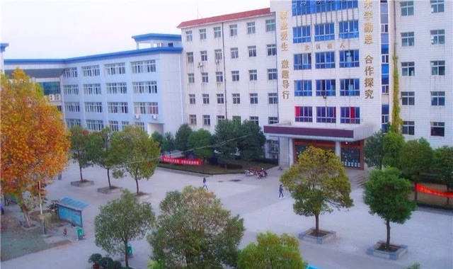 武漢市黃陂區(qū)職業(yè)技術學校