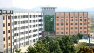 湖北省浠水理工中等專業(yè)學(xué)校環(huán)境圖