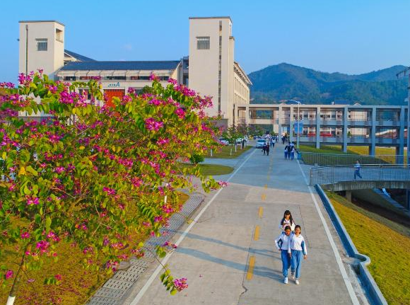 江蘇華瑞技工學(xué)校在哪里、學(xué)校地址