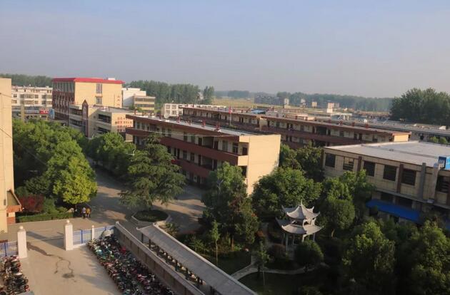 阜陽科技藝術(shù)學(xué)校怎么樣、好不好
