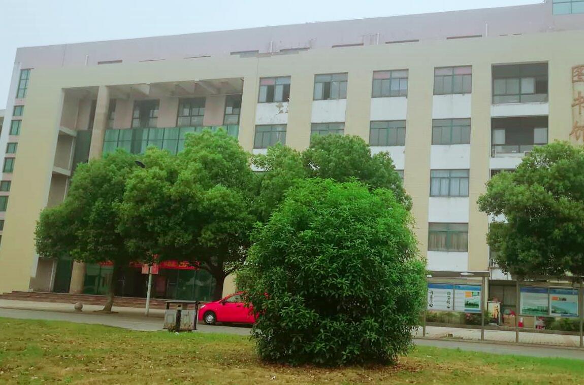 合肥高新科技學校環(huán)境圖