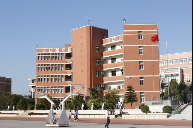 福建省晉江職業(yè)中專學(xué)校招生要求、學(xué)校招生對象