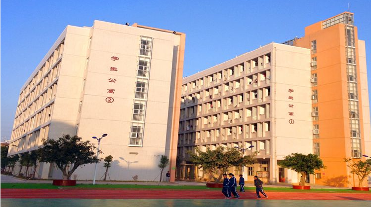 泉州市工商旅游職業(yè)中專學(xué)校學(xué)費(fèi)、大概收費(fèi)是多少