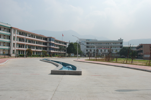 南靖第一職業(yè)技術(shù)學(xué)校學(xué)費(fèi)、大概收費(fèi)是多少