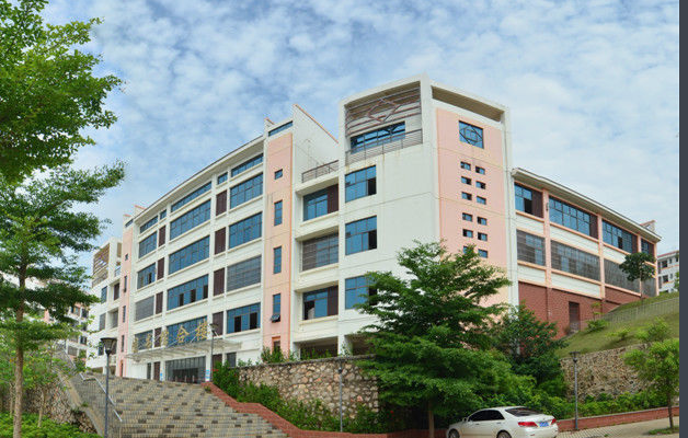 南寧市第六職業(yè)技術(shù)學(xué)校