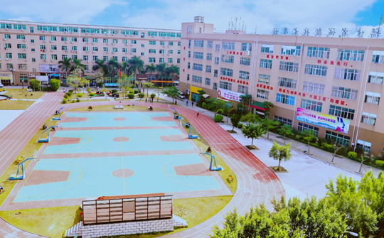 福建省誠(chéng)毅技術(shù)學(xué)校學(xué)費(fèi)、大概收費(fèi)是多少
