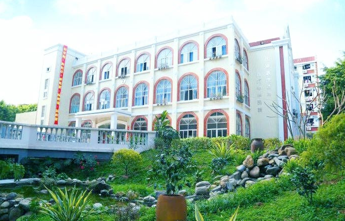 福建省誠毅技術(shù)學(xué)校招生要求、學(xué)校招生對(duì)象