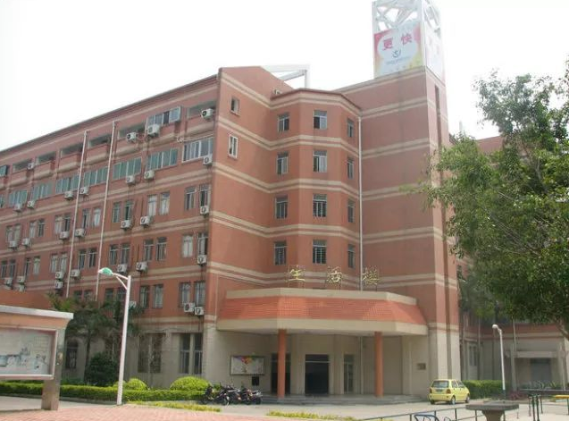 福建省泉州體育運(yùn)動(dòng)學(xué)校招生要求、學(xué)校招生對象