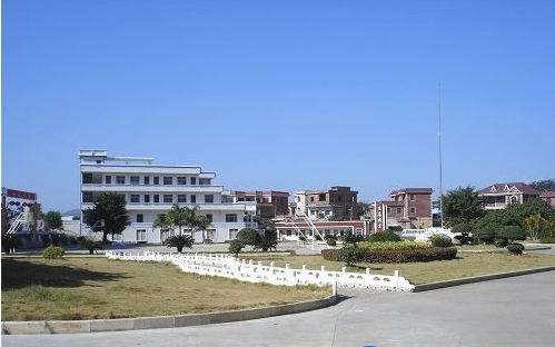 紅星職業(yè)中專學(xué)校學(xué)費(fèi)、大概收費(fèi)是多少