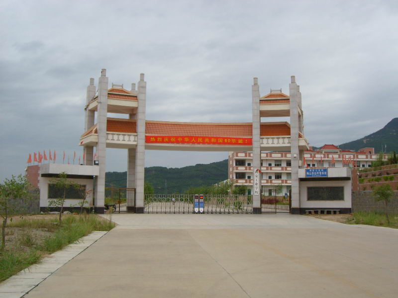 南安市工業(yè)學(xué)校宿舍環(huán)境、寢室環(huán)境