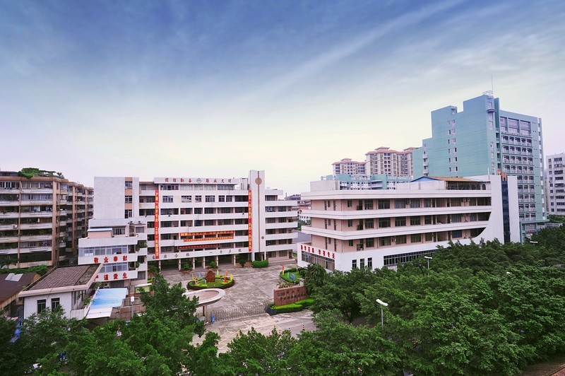 佛山市華材職業(yè)技術(shù)學(xué)校學(xué)費多少、學(xué)校收費標(biāo)準(zhǔn)