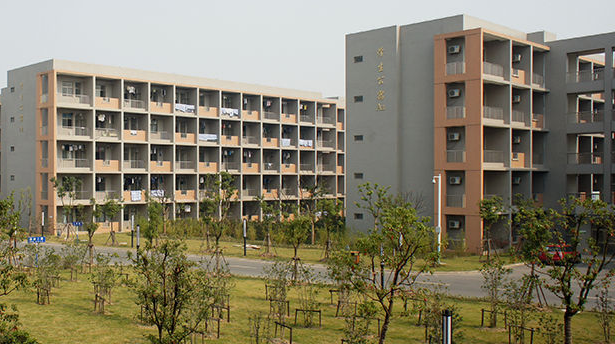 靈山縣職業(yè)中等專業(yè)學(xué)校