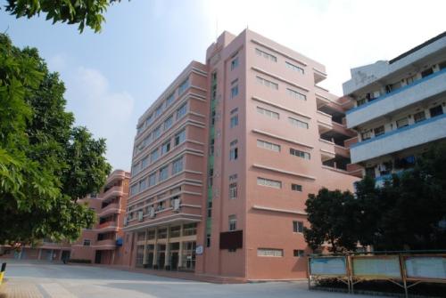 開平市吳漢良理工學(xué)校學(xué)費多少、學(xué)校收費標(biāo)準(zhǔn)