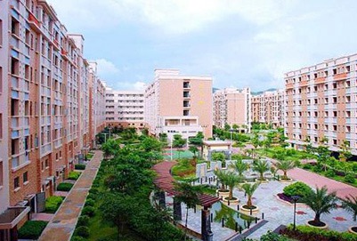 好學(xué)校應(yīng)該具備