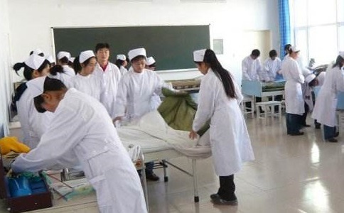 貴陽(yáng)護(hù)理學(xué)校的收費(fèi)
