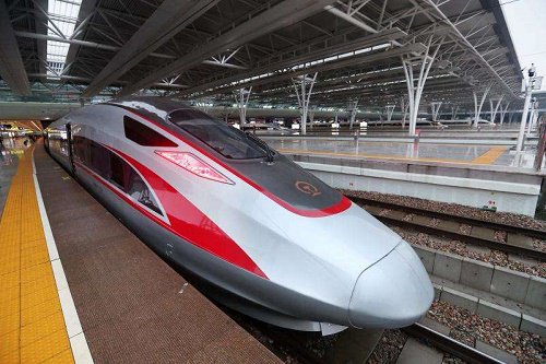 貴陽(yáng)鐵路專業(yè)學(xué)校怎么樣？報(bào)名條件是什么？