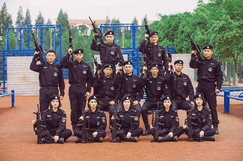 貴州警察職業(yè)學院五年制大專招生要求高嗎？