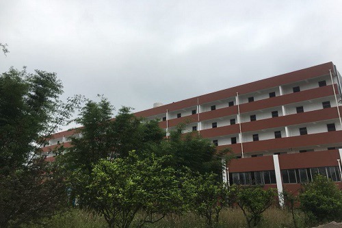 貴陽(yáng)汽車工業(yè)技術(shù)學(xué)校學(xué)費(fèi)是多少