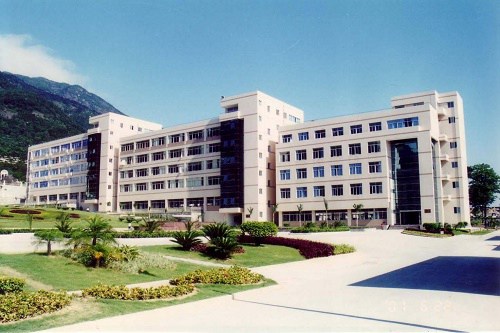 貴州貴陽(yáng)女子中等專業(yè)學(xué)校學(xué)費(fèi)高不高