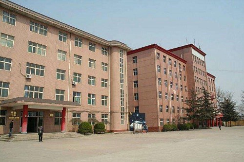 貴陽市工具廠技工學(xué)校學(xué)費是多少錢