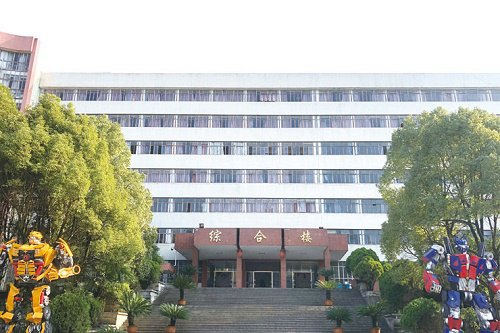 貴陽市裝備制造技工學(xué)校招生要求高嗎