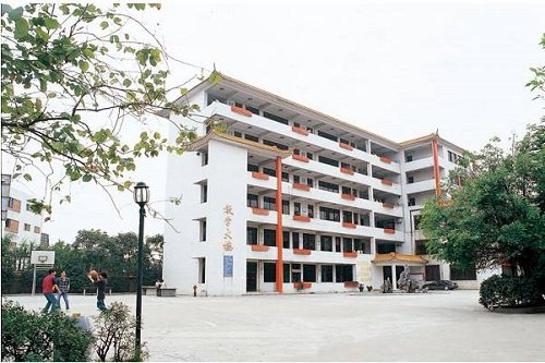 貴陽精工科技學校的乘車路線