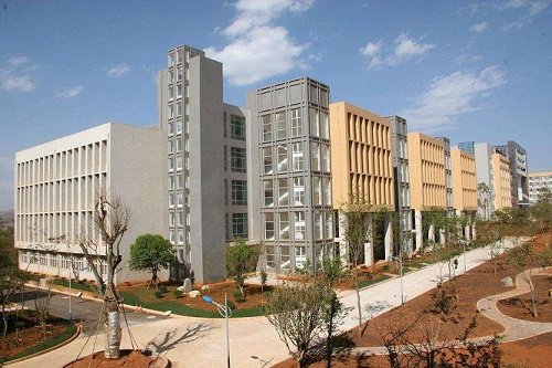 貴州省貴陽白云職業(yè)技術學校地址在哪里