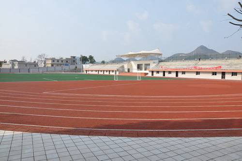 貴州電子科技職業(yè)學(xué)院五年制大專收費(fèi)標(biāo)準(zhǔn)