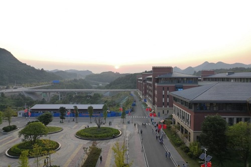 貴州電子商務(wù)職業(yè)技術(shù)學(xué)院五年制大專寢室條件好不好