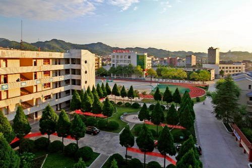 銅仁市川硐農(nóng)業(yè)中學招生計劃