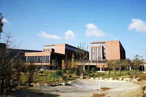 貴州電力職業(yè)技術(shù)學(xué)院聯(lián)系電話是多少