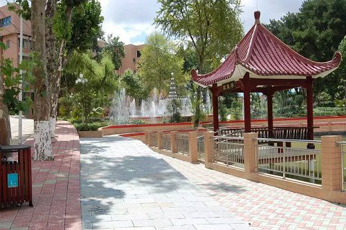貴州省經(jīng)濟學校