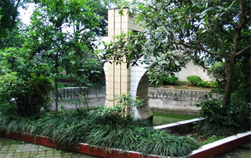 內(nèi)江求是職業(yè)技術(shù)學(xué)校圖片、照片