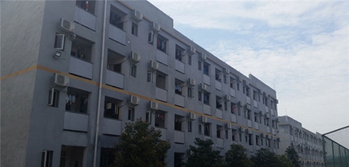 四川省蒼溪縣職業(yè)高級(jí)中學(xué)(蒼溪職中)寢室、宿舍圖片