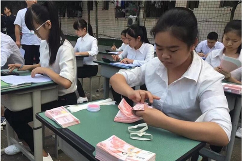 達州西南職業(yè)技術學校圖片、照片