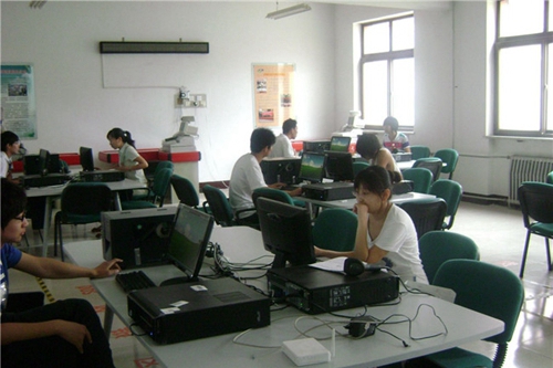 達(dá)州遠(yuǎn)航職業(yè)技術(shù)學(xué)校圖片、照片