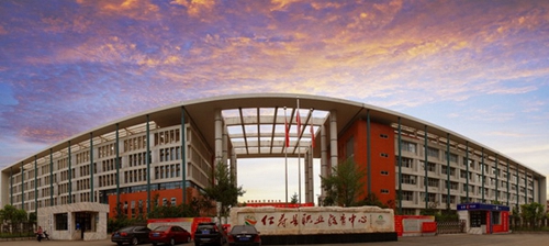 眉山市華西航空旅游學(xué)校圖片、照片