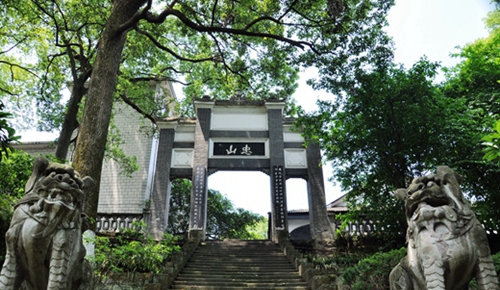 瀘州醫(yī)學(xué)院衛(wèi)生學(xué)校圖片、照片